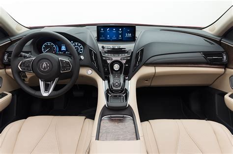 2019 Acura RDX Prototype dashboard 02 - Motor Trend en Español