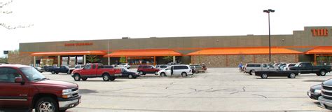 Home Depot - Deerfield, Illinois | store / shop