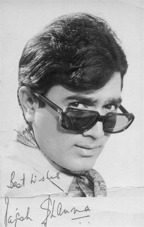 Movie Stills photos of Rajesh Khanna - Cinestaan.com | Rajesh khanna, Old film stars, Indian ...