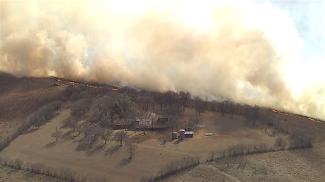 Brush fires scorch hundreds of acres in North Texas | FOX 4 Dallas-Fort ...