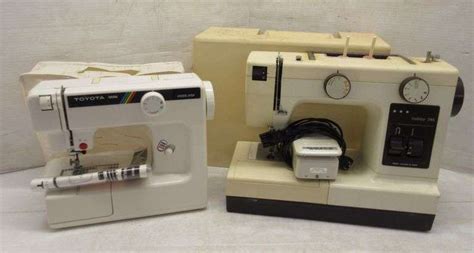 Toyota Mini Sewing Machine with Instruction Manual, and Accessories, Works, Very Good; Holly ...