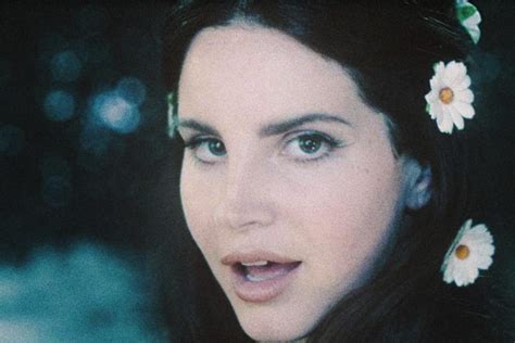 VIDEO: We ‘Love’ Lana Del Rey as a Space Goddess