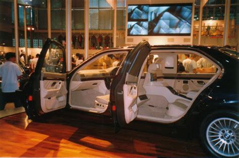 SPORTS CARS: BMW limousine interior wallpapers