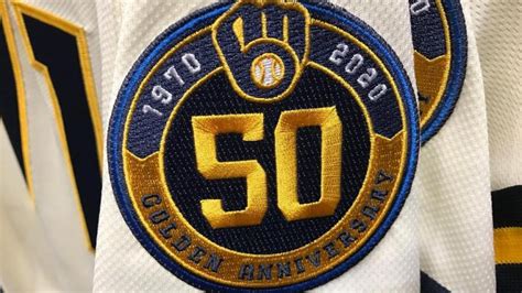 Brewers bring back ball-in-glove logo for 50th season