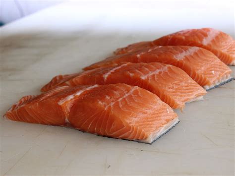 GMO salmon swimming slowly to U.S. market | 2018-01-09 | Agri-Pulse ...