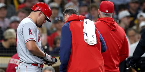 Mike Trout has left wrist injury