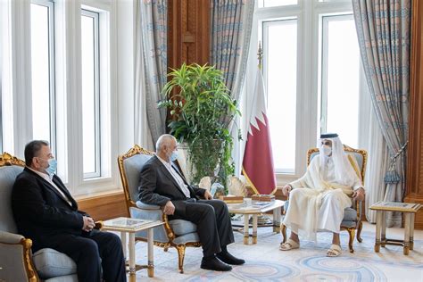 Haniyeh meets Qatar Emir, thanks him for supporting Palestine – Middle East Monitor