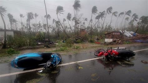 Powerful cyclone leaves 34 dead in India, 15 in Bangladesh | CTV News