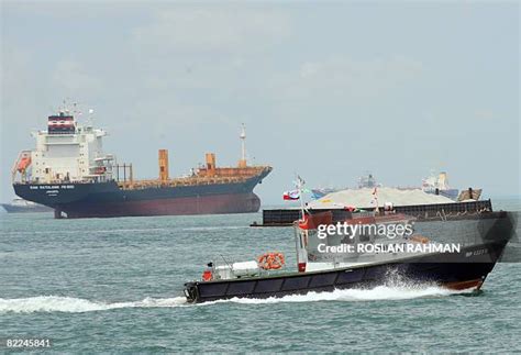 222 Port Singapore Authority Stock Photos, High-Res Pictures, and ...