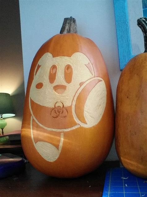 Biohazardous Kirby pumpkin carving Kirby, Pumpkin Carving, Art Inspo, Christmas Bulbs, Crafty ...