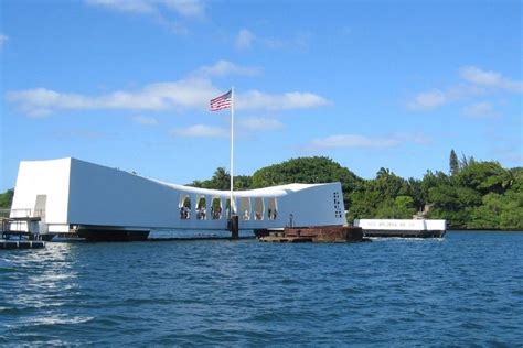 USS Arizona Memorial at Pearl Harbor: Honolulu Attractions Review ...