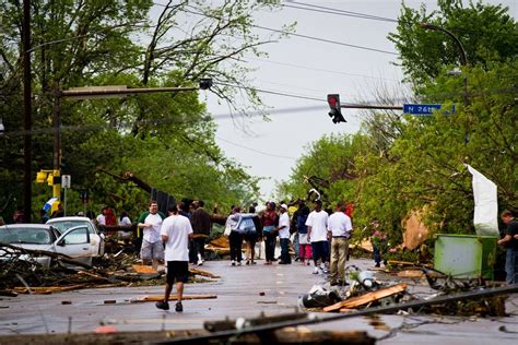 Photos: Tornado damage in Minneapolis | MPR News