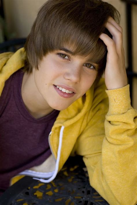 justin bieber 2009 Justin Bieber 2009, Celebs, Celebrities, White Hair ...