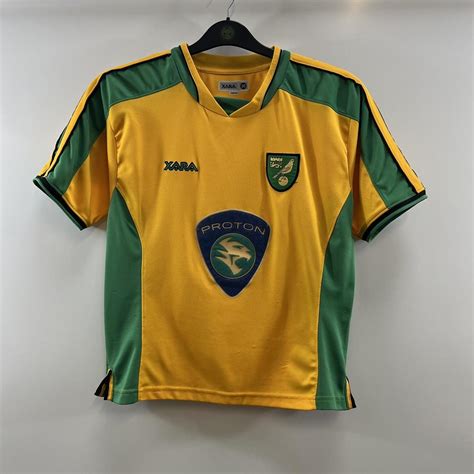 Norwich City Home Football Shirt 2003/05 Women’s... - Depop