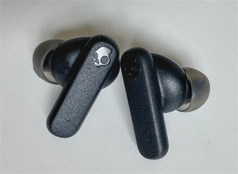 Skullcandy Smokin' Buds review: A lot of sound for little money | TechHive