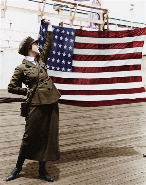 On Veterans Day, We Salute Women in Uniform. | Vogue