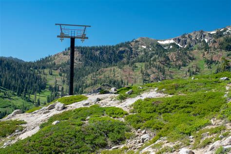 15 Outrageously Beautiful Hikes in Lake Tahoe, California