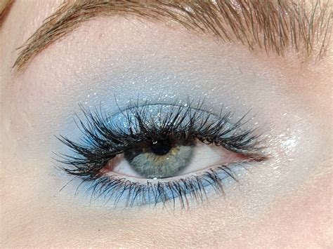 Light Blue Eyeshadow Makeup | Saubhaya Makeup