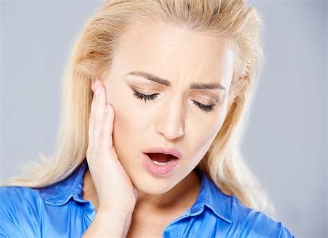 6 Quick Home Remedies For TMJ Syndrome - Home Remedies For All Kinds Of Ailments | Top 8 Home ...