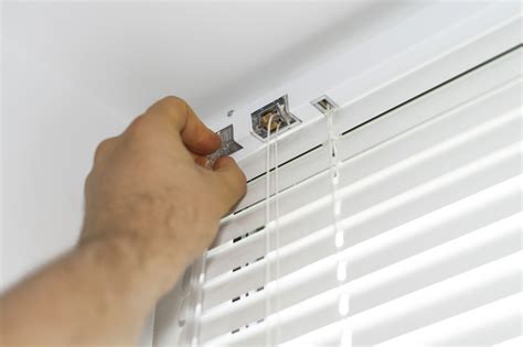 How to Fit Venetian Blinds in Your Home