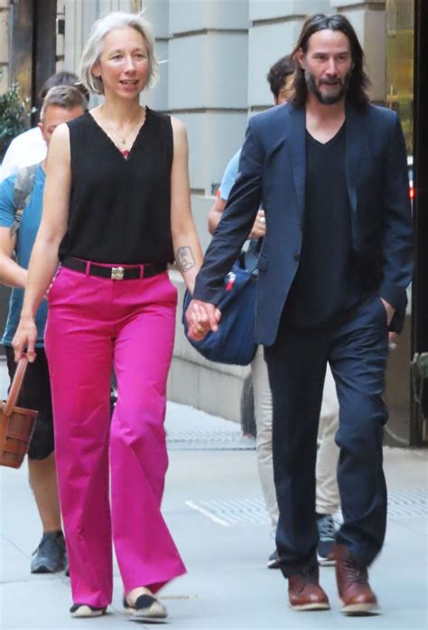 Keanu Reeves and Girlfriend Alexandra Grant Walk Hand-in-Hand While Shopping in N.Y.C.