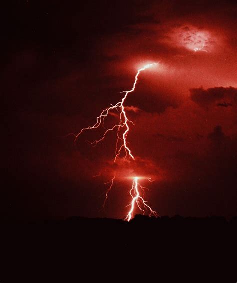 Red Lightning Wallpaper : Storm Lightning Sky Desktop Wallpapers | artirasin