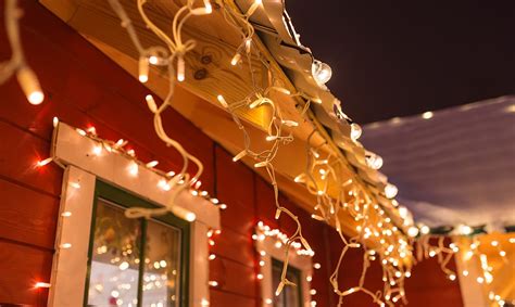 7 Luces navideñas de exterior para decorar tu casa esta temporada