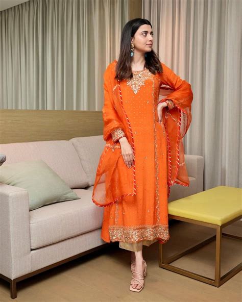 Nimrat Khaira Desi And Classy Outfits - K4 Fashion