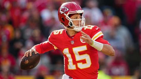 Chiefs vs. Lions odds, picks: Point spread, total, player props, TV ...