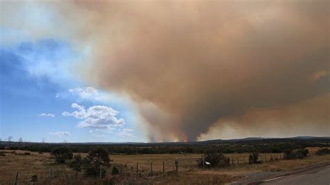 Six fire warnings issued across Tasmania | Sky News Australia