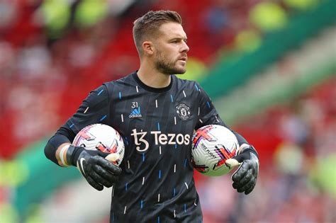 Jack Butland to Rangers transfer edges closer after 'Tuesday talks' as ...