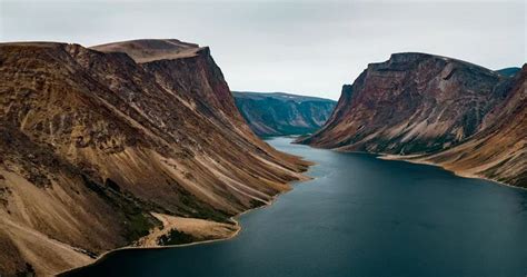 10 Awe-Inspiring Natural Wonders You Can Only See In Canada