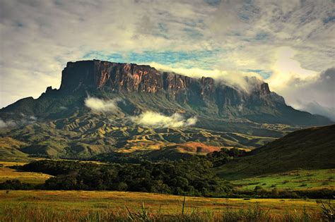 Mount Roraima: the most mysterious geological formation in history | Newz