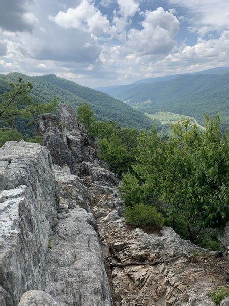 Seneca Rocks Trail #563 Hiking Trail, Franklin, West Virginia