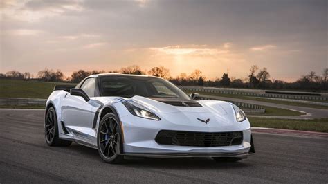 Arctic White 2018 Chevrolet Corvette