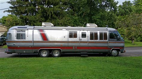 1986 Airstream 345 - My '86 Airstream 345 Photo Gallery | Airstream ...