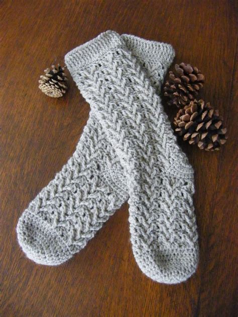 Traditionally Emily: Skinny Christmas Stocking Pattern