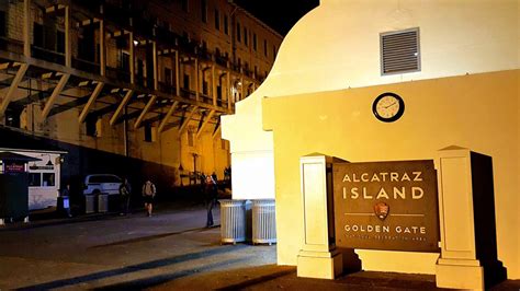 Why you should definitely do an Alcatraz Night Tour - Sightseeing Scientist