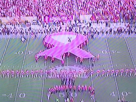 NFL in October ... Real men wear PINK!! | Nfl, Levi stadium, Kaepernick