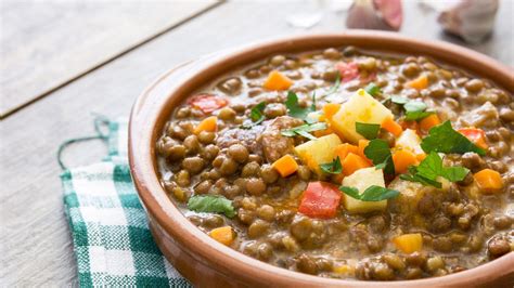 Linsensuppe mit Kartoffeln | BRIGITTE.de