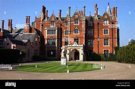 Taplow Court, Victorian mansion Stock Photo - Alamy