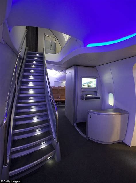 Jumbo Jet Seating The new jet gives a space | Jumbo jet, Aircraft ...