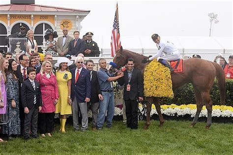 Triple Crown Winners: Thirteen Legendary Thoroughbred Champions ...