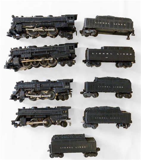 Lot - Lionel O Gauge Trains