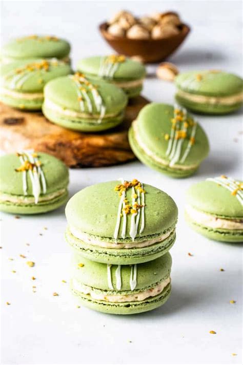 Pistachio Macarons - Pies and Tacos