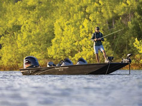 2023 Freshwater Fishing Boat and Gear Buyers Guide | Boating Mag