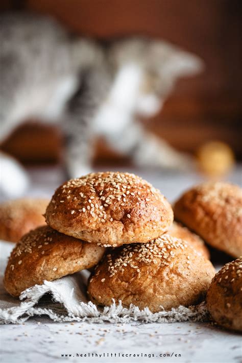 Whole wheat hamburger buns (extra FLUFFY using Tangzhong method)