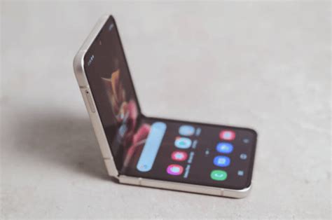 What Are The Best Folding Phones? — The Second Angle