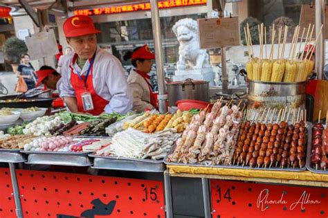 OMG - Beijing Street Food from the Weird to the Bizarre