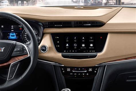 2020 Cadillac XT5 Interior Photos | CarBuzz